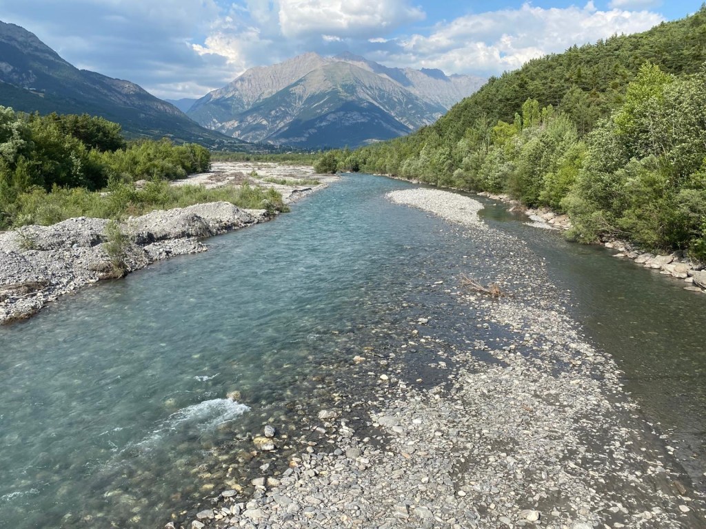 location ferme rénovée près de praloup et barcelonette