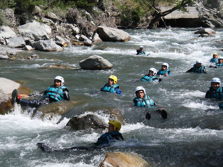 Chalet à louer Enchastrayes avec activités été à proximité : canoë, baignade, sports d’eau à Barcelonnette
